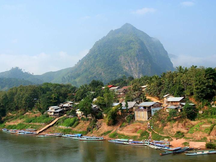 Luang Namtha village on the river, Laos